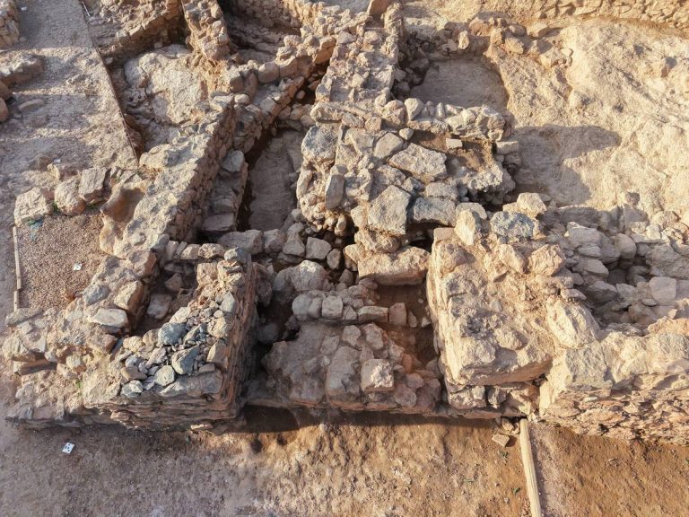 Porta d’accés a l’assentament romà del Poblat de Sant Josep, segles IV – V.