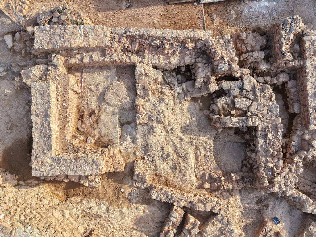 Muralla nord i departament 17, campanya de 2025 -2026.